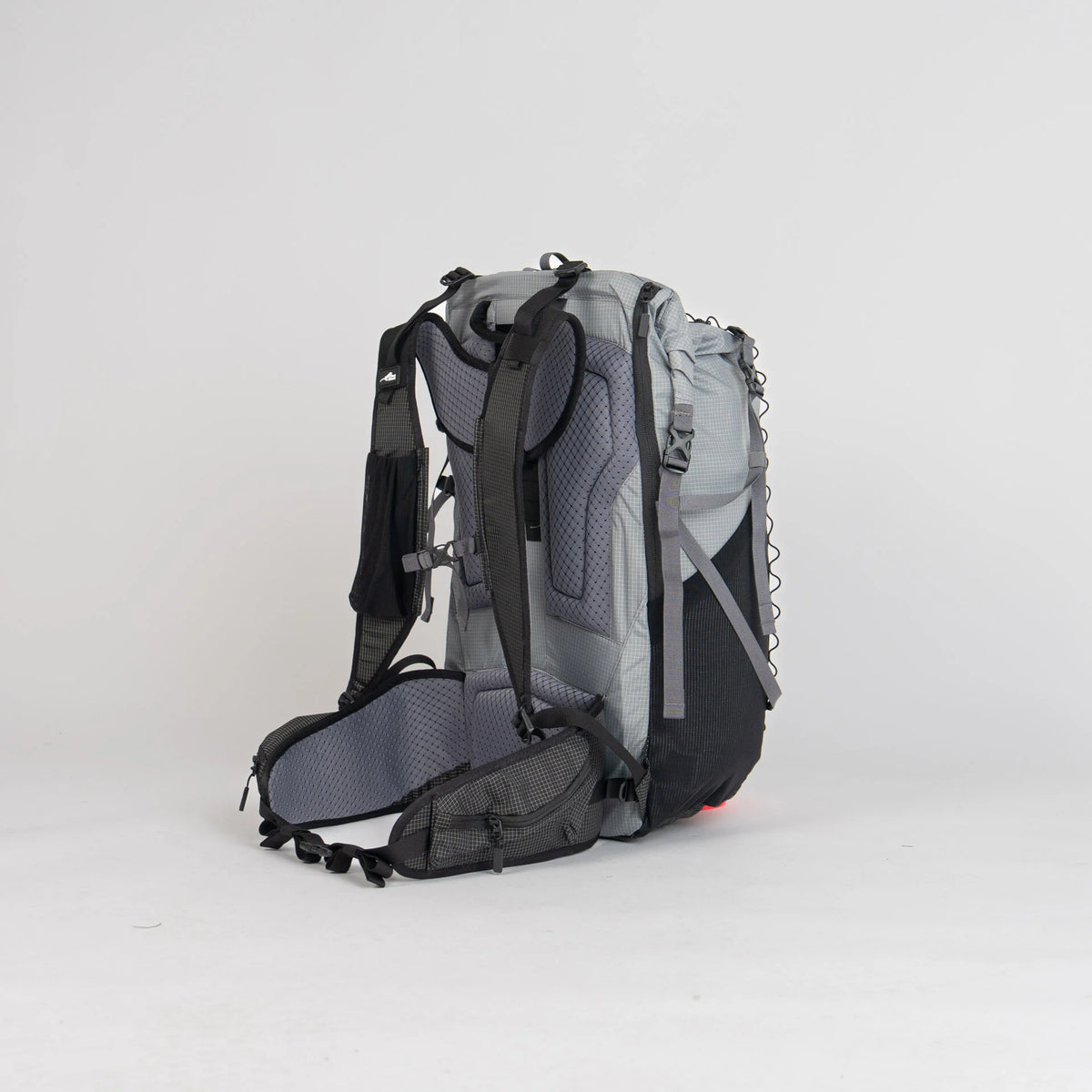 FIRST ASCENT - STRATA 40L LIGHTWEIGHT HIKING PACK – MountCO